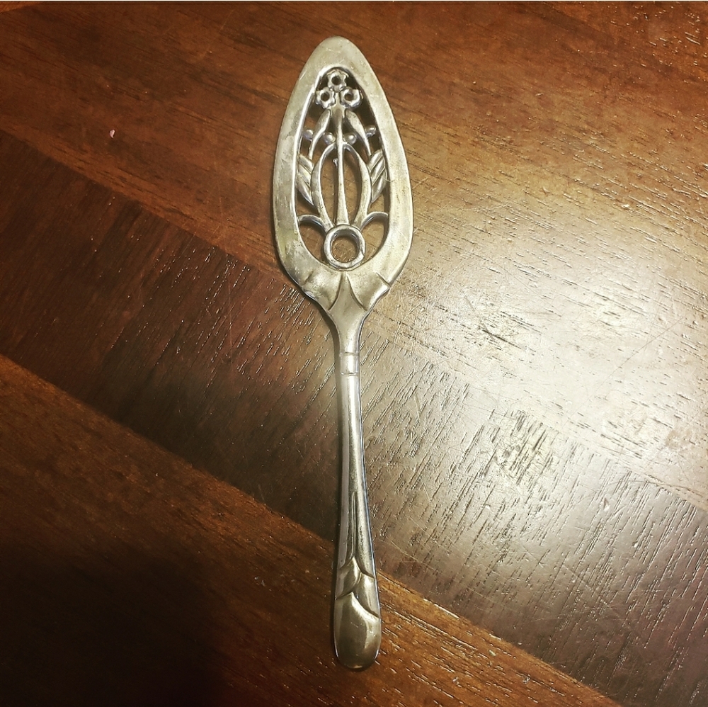 Vintage Small Ornate Silver Pie Spoon